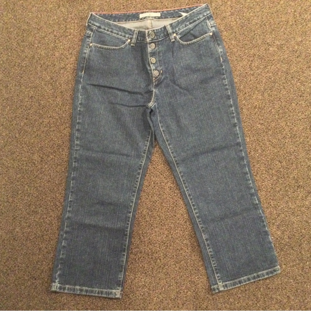 Tommy Hilfiger Womens  Blue Jeans, Size 8, 100% Cotton, Snaps Not Zippered